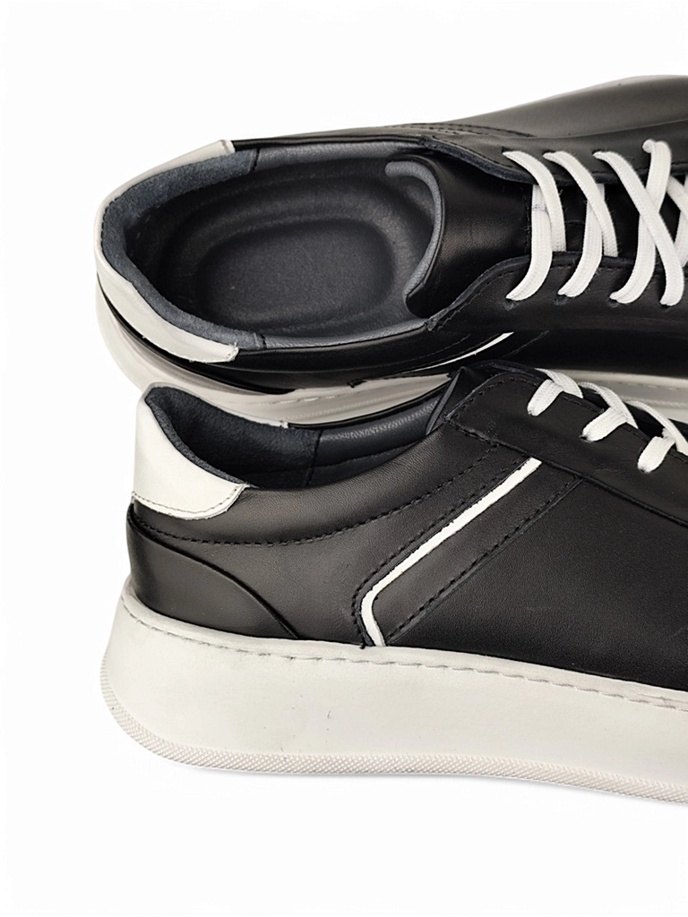 کفش اسپرت چرم مردانه S1042