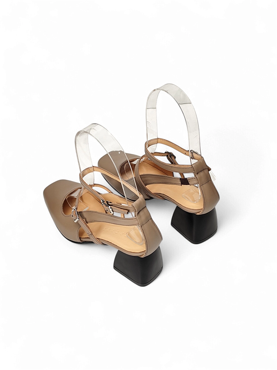 کفش چرم زنانه پاشنه دار WS75004