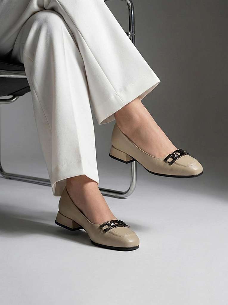 کفش چرم زنانه WS1068