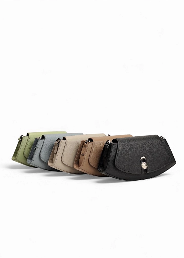 کیف دوشی چرم زنانه WB3021