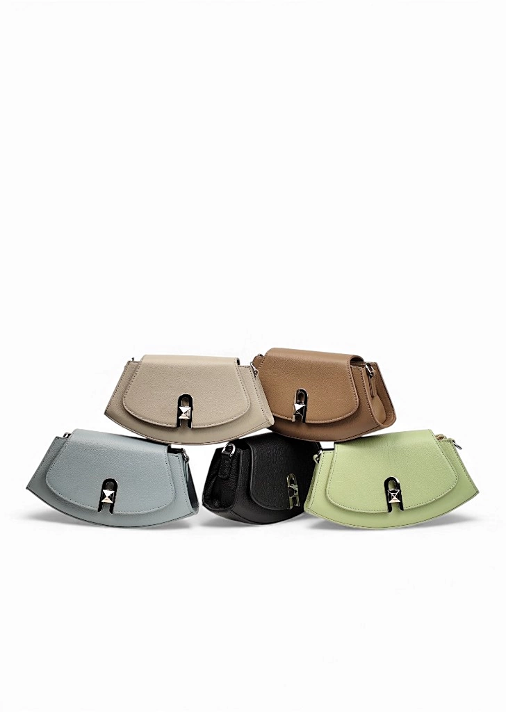 کیف دوشی چرم زنانه WB3021