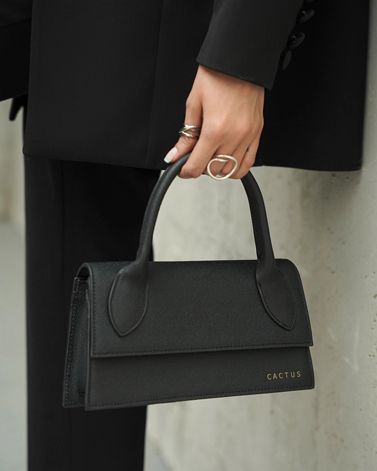 کیف چرم طبیعی زنانه دست دوز