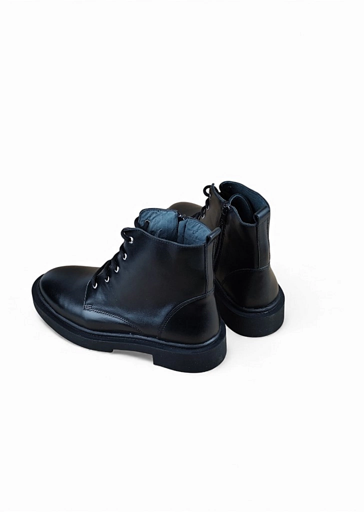 بوت چرم مردانه s4059